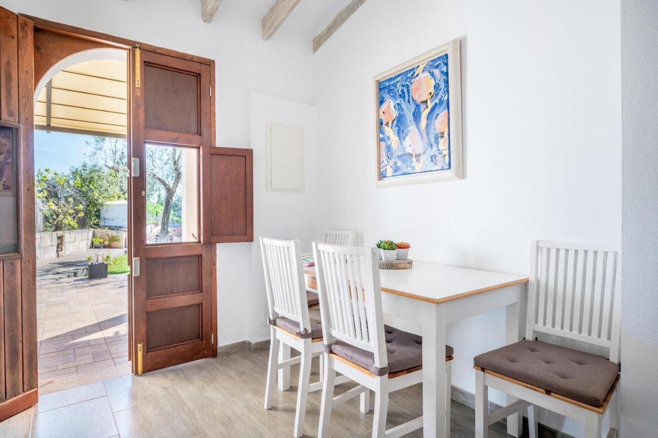 Ses Oliveres Feriehus *